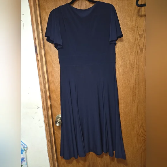 CHAPS Elegant Navy Blue swing Style Dress Size L - Picture 5 of 5
